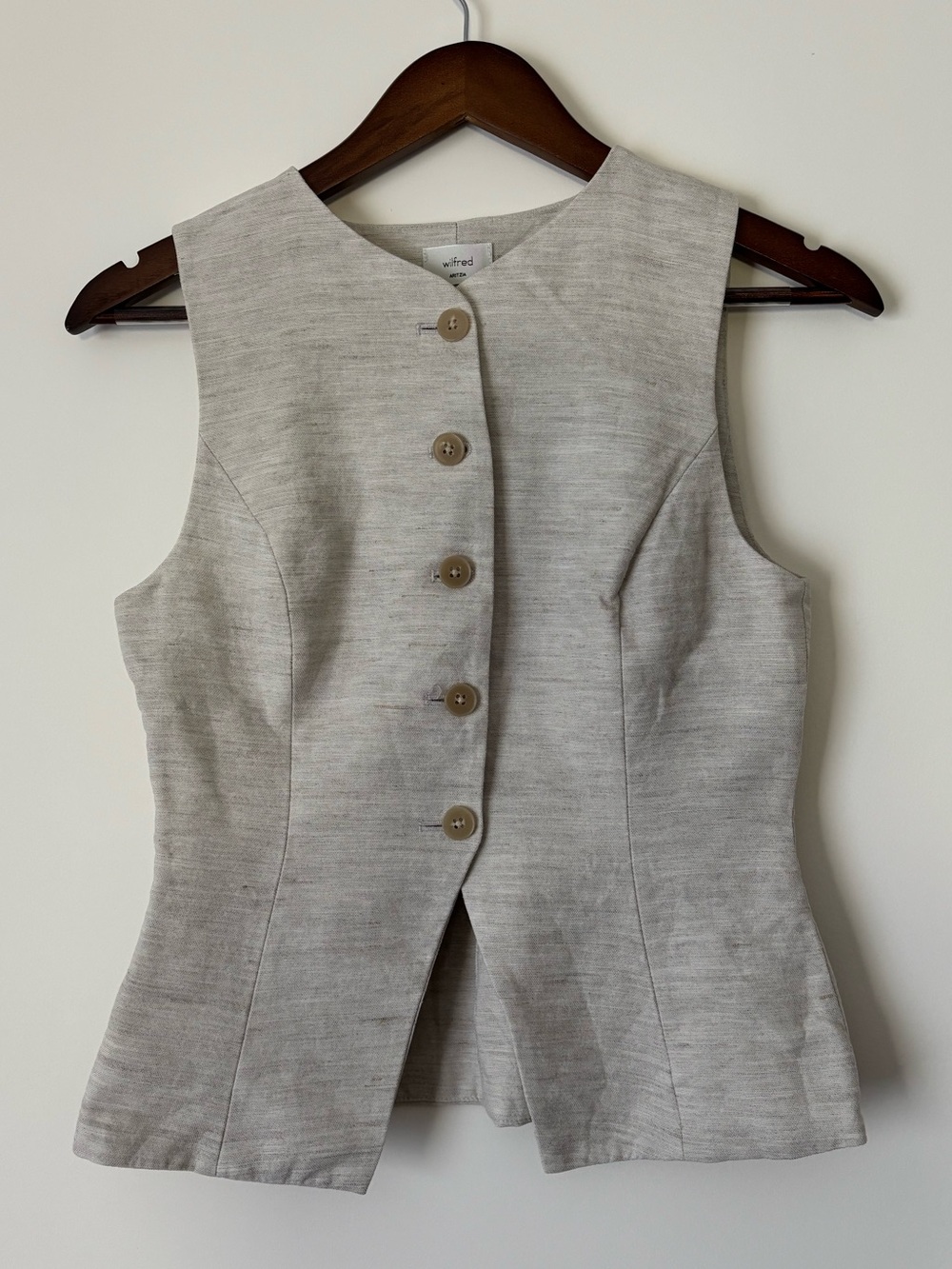 Aritzia Wilfred linen vest